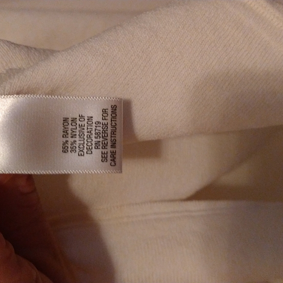 Studio Works Woman white tunic neck designer sweater, size 2X - Picture 6 of 7